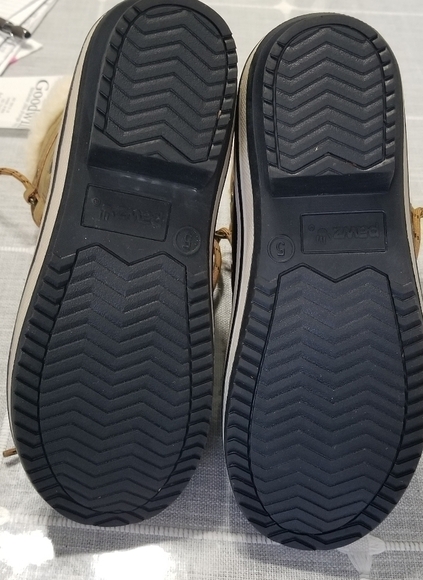 PAWZ Gina Cold Winter Boots, Size 5 kids - Picture 7 of 8